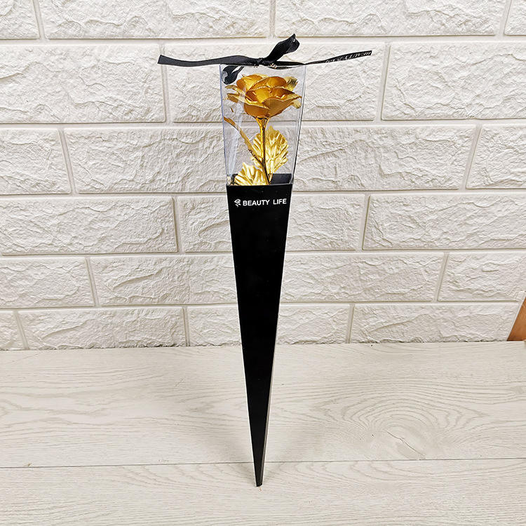 กุหลาบทองพร้อมกล่องดำ