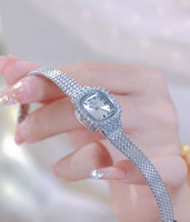 BS-FA1777 nouvelle montre en or pour femmes rétro chanceux petit carré oreille de blé Mini montre mode acier ceinture montre à Quartz