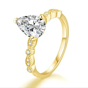 时尚14k镀金大石头锆石宝石925纯银订婚戒指的女人