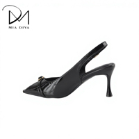 Escarpins MIA DIVA pour femme en PU métallisé à bout ouvert avec bride à boucle et talon fin rehaussant la silhouette, idéaux pour les tenues de mariage.