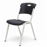 Chaise d'événement bicolore contemporaine antidérapante ODM pour l'emballage postal, l'intérieur et l'extérieur, idéale pour les jardins, les cours, les balcons, les halls et les bureaux