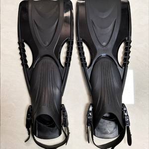 <span class=keywords><strong>Aletas</strong></span> <span class=keywords><strong>de</strong></span> Buceo Profesionales Ajustables Tipo Arco para Snorkel y Buceo Libre, con Bolsillo para el Pie <span class=keywords><strong>de</strong></span> Talón Abierto Profundo, para Natación y Equipo <span class=keywords><strong>de</strong></span> Buceo - Product Image 2