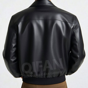 Giacca Varsity nera in vera <span class=keywords><strong>pelle</strong></span> personalizzata di alta qualità per gli uomini alla moda ciniglia patch cappotto ricamato - Product Image 2