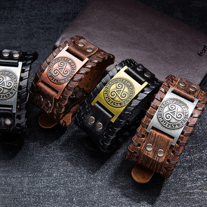 Bracelet en cuir Punk Nordic God Rune Wide <span class=keywords><strong>Viking</strong></span> Solomon Totem Bracelet en cuir pour homme - Product Image 1