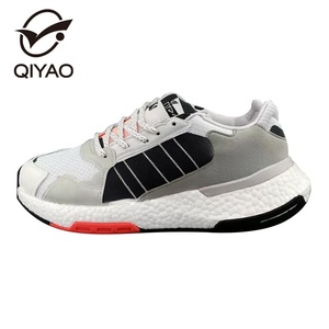 <span class=keywords><strong>Zapatillas</strong></span> de deporte a la moda para hombre de marca famosa de diseñador al por mayor OEM/ODM colección definitiva de zapatos para correr e informales - Product Image 3