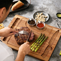 Planche à steak multifonctionnelle en bois d'acacia, plateau à steak, planche à découper avec fourchette, couteau et plateau de service en bois massif pour la maison