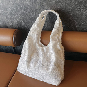 Sac à bandoulière grande capacité, nouvelle collection été 2024, super populaire, brodé, grand sac fourre-tout pour femmes - Product Image 6