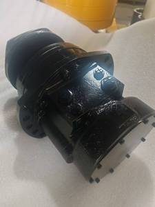 Moteur hydraulique à roue haute performance série HMCR3 HMCR5 HMCR10, entraîne un moteur à pistons radiaux hydrauliques - Product Image 2