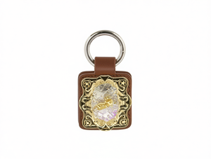 Portachiavi quadrato in lega di zinco bianco e oro, catena portachiavi in metallo per regali e artigianato - Product Image 1