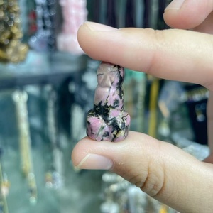 Vente en gros nouveauté artisanat en cristal de guérison sculpté à la main mélange de matériaux mini baguette de massage <span class=keywords><strong>pénis</strong></span> en cristal pour femme - Product Image 3