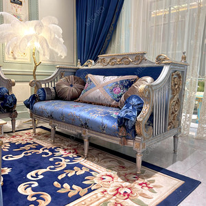 Set di Divani di Lusso in Stile Classico Francese, Tessuto Italiano, Legno Massello Intagliato a Mano, Foglia d'Argento e Oro, Divano a 7 Posti per Soggiorno - Product Image 4