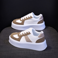 Chaussures de conception patchwork en gros, chaussures pour femmes au design unique, respirantes, chaussures de luxe pour le campus, baskets décontractées portables