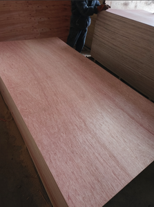 Bon marché, contreplaqué de placage écologique de 4x8 pieds avec noyau de peuplier <span class=keywords><strong>Okoumé</strong></span> imperméable/Bintangor/<span class=keywords><strong>bois</strong></span> de pin pour une utilisation commerciale en extérieur - Product Image 3