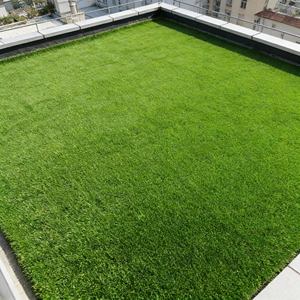 Césped Artificial Verde de Alta Calidad para Jardín, Alfombra Realista para Exteriores, Césped <span class=keywords><strong>Sintético</strong></span> para Paisajismo, <span class=keywords><strong>Precio</strong></span> al por Mayor - Product Image 2