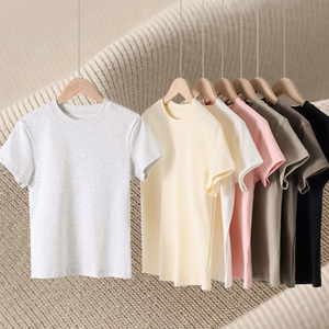 T-shirt de haute qualité, coupe ajustée, logo personnalisé, manches courtes, été, t-shirt pour femme, t-shirt slim fitness, t-shirt pour fille, t-shirts pour femme - Product Image 2