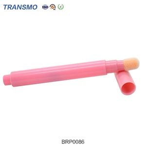 Stylo brillant à lèvres rose, tubes vides pour brillant à lèvres avec logo personnalisé, contenants roll-on vides pour brillant à lèvres - Product Image 3