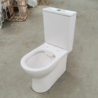WC moderne à deux pièces à chasse directe, en céramique, à poser au sol, avec abattant à fermeture douce