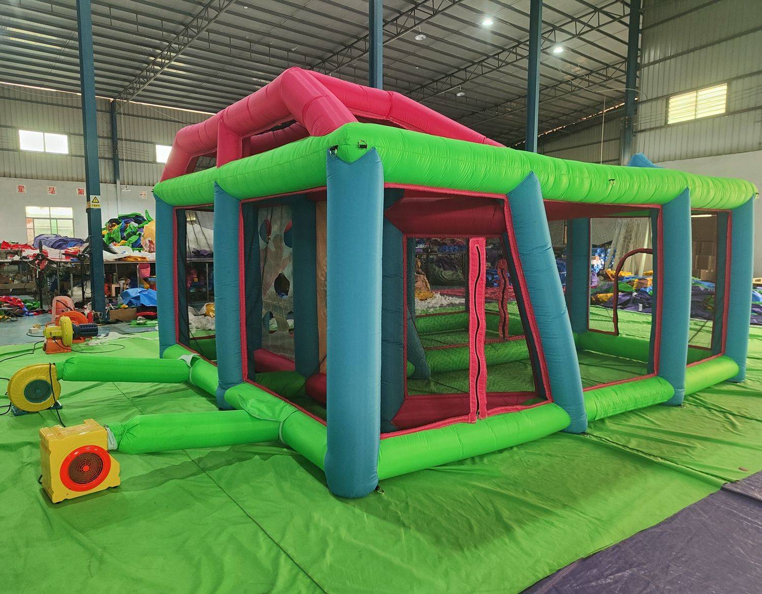 Comme image (vert + rose + bleu)