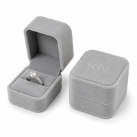 Boîte d'emballage de bijoux de luxe écologique imperméable avec laminage brillant personnalisé, boîte cadeau rigide en papier pour bague, collier, boucles d'oreilles