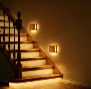 运动感应夜灯、磁性粘贴式壁灯、台阶灯、走廊楼梯卫生间柜子用可充电照明灯 - Product Image 1