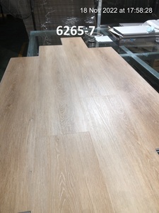 2023 LVT SPC Dryback Flooring Fabricant du VietNam Installation de colle super flexible Belles couleurs Prix bon marché - Product Image 2