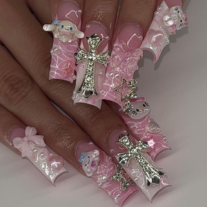 Ongles artificiels en acrylique pré-conçus <span class=keywords><strong>Hello</strong></span> <span class=keywords><strong>Kitty</strong></span> French Full Cover, courts, en gros, luxe, forme <span class=keywords><strong>cercueil</strong></span>, pour les doigts - Product Image 1
