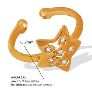 Anillo geométrico ligero de lujo francés para mujer, acero inoxidable pulido con cristales pavimentados, chapado en oro, joyería minimalista de alta moda - Product Image 5