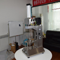 Machine voor het snijden van jonge kokosnoten, machine voor het verwijderen van de groene kokosnootschil, kokosnootschiller, machine voor het pellen van kokosnoten