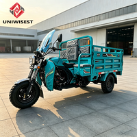 Tricycle de fret avec moteur refroidi par air de 200 cm³ et 10,5 kW, autonomie de 400 km, idéal pour la livraison de marchandises sur de longues distances en zone rurale