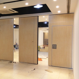 <span class=keywords><strong>Restaurante</strong></span> pared sólida particiones partición interior <span class=keywords><strong>puerta</strong></span> corredera <span class=keywords><strong>puerta</strong></span> plegable partición para sala de exposición - Product Image 1