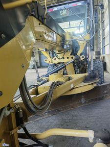 آلة تسوية الطرق CAT140H مستعملة عالية الكفاءة، معدات متينة CAT 120GC 140AWD 24 - Product Image 6