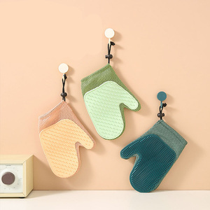 Vendita calda strumenti di pulizia <span class=keywords><strong>per</strong></span> animali domestici massaggio cane gatto doccia spruzzatore spazzola <span class=keywords><strong>per</strong></span> capelli in Silicone guanto <span class=keywords><strong>per</strong></span> toelettatura <span class=keywords><strong>per</strong></span> animali domestici - Product Image 1