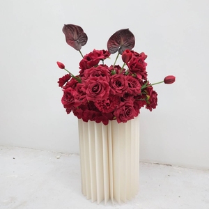 ดอกไฮเดรนเยียสีแดงเข้มประดิษฐ์สำหรับตกแต่งทางเดินงานแต่งงาน จัดดอกไม้สำหรับตกแต่งงานอีเว้นท์  ดอกไม้สีแดงเข้มสำหรับตกแต่งโต๊ะ - Product Image 1