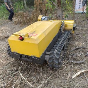 Machine télécommandée pour le défrichement et <span class=keywords><strong>la</strong></span> coupe de l'herbe sur terrain montagneux ; Machine économique pour l'élimination des forêts, de l'herbe et des arbustes - Product Image 3