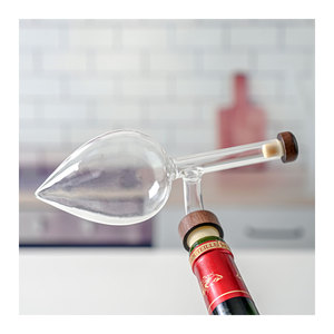 <span class=keywords><strong>Carafe</strong></span> à <span class=keywords><strong>vin</strong></span> rouge nervurée en verre cristal sans plomb <span class=keywords><strong>Carafe</strong></span> à <span class=keywords><strong>vin</strong></span> La <span class=keywords><strong>carafe</strong></span> à <span class=keywords><strong>vin</strong></span> fournit l'<span class=keywords><strong>a</strong></span>érateur parfait - Product Image 2