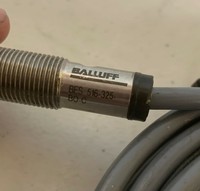 Kabel Sensor Proximity Bes 516-325-bo-c Panjang Sekitar 10' Baru Asli Otomasi Industri Sistem Kontrol Terprogram Plc
