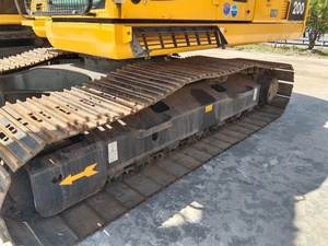 Excavateurs d'occasion Komatsu PC200 Excavateur d'occasion sur chenilles Engins de terrassement Machines de génie de construction d'occasion - Product Image 5
