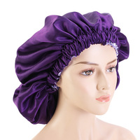 Bonnet de Douche en Soie Satinée Double Couche Réglable pour Femme, à Large Bord, pour Soin des Cheveux Bouclés et Sommeil
