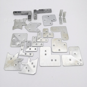 Supports d'angle en aluminium autonomes 62 mm x 35 mm x 2,5 mm durables pour portes, fenêtres et décoration intérieure - Product Image 2