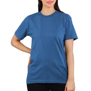 Elegante Camiseta clásica de cuello redondo para mujer diseñada para un aspecto minimalista simple con costuras duraderas para la comodidad diaria - Product Image 6