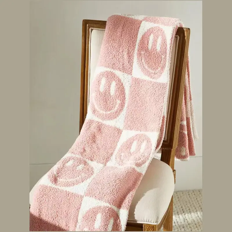 Home Decor Polyester Chenille Knit Blankets Warm Softest Winter Warm Throw Blanket Checkered Smiley Face Knitted Blanket