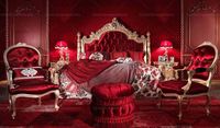 Dubai Neuer Stil Schlafzimmermöbel Holzgeschnitztes Schlafzimmer-Set Barockes Rotes Queensize-Bett
