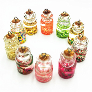 Mini abalorios creativos con diseño de comida en colores variados para llaveros, pendientes, pulseras, collares y colgantes, ideales para regalo. - Product Image 2