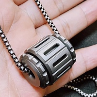 B.M War Hammer EDC Zubehör Erwachsenen-Fidget-Spinner Fingerspitzen-Gyro-Anhänger Titan-Messer-Seil Entspannungsspielzeug aus Metall