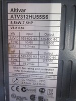 Variateur de fréquence ATV312HU55S6 5,5 kW 7,5 CV 525-600 VAC 9 A *testé* Altivar