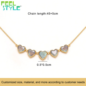 Collier tendance en acier inoxydable avec pendentif cœur souriant, chaîne avec pendentif cœur en zircon cubique, vente en gros - Product Image 2