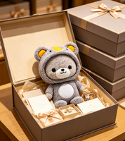 Boneka Plush Custom Beruang Abu-abu Lucu dengan Kostum Hoodie Bulan untuk Anak-anak, Hadiah Tidur, Custom Made OEM ODM Boneka Plush