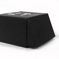 Boîte d'expédition en carton ondulé noir mat avec impression intérieure personnalisée, boîte d'expédition noire de luxe pour l'emballage de produits de commerce électronique de marque