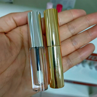 Tubes de brillant à lèvres personnalisés en gros avec bouchon à vis, finition mate, transparents, roses, noirs, pour cosmétiques et fards à joues, 3,1 ml, en PETG, impression sérigraphique, couleurs personnalisées