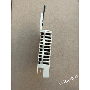 โมดูลความปลอดภัยอินเวอร์เตอร์ Lenze รุ่น E94AYAA/S ใหม่เอี่ยม - Product Image 2